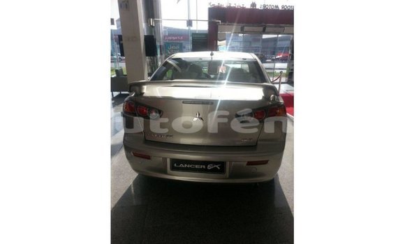 Acheter Import Voiture Mitsubishi L200 Autre à Import - Dubai, Marquesas Acheter Import Voiture Mitsubishi L200 Autre à Import - Dubai, Marquesas