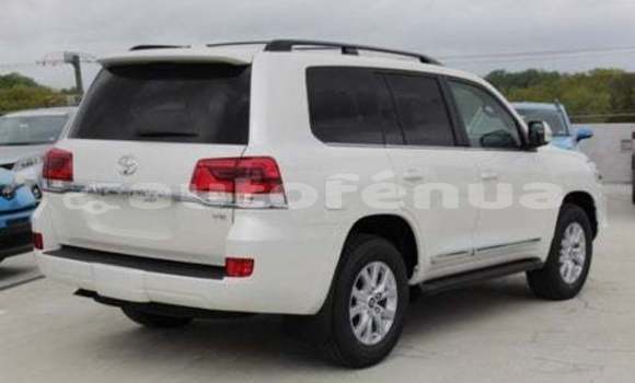 Acheter Neuf Voiture Toyota Land Cruiser Blanc à Hao, Tuamotu Acheter Neuf Voiture Toyota Land Cruiser Blanc à Hao, Tuamotu