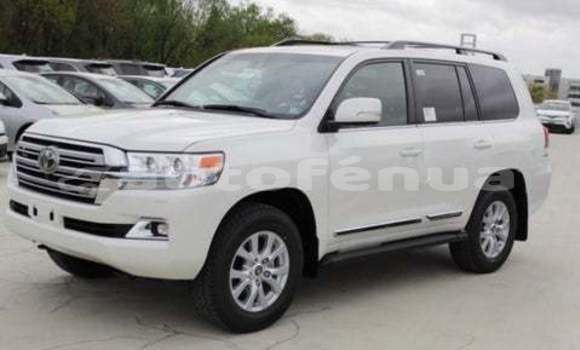Acheter Neuf Voiture Toyota Land Cruiser Blanc à Hao, Tuamotu Acheter Neuf Voiture Toyota Land Cruiser Blanc à Hao, Tuamotu
