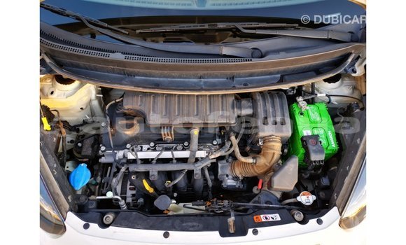 Acheter Import Voiture Kia Picanto Blanc à Import - Dubai, Marquesas Acheter Import Voiture Kia Picanto Blanc à Import - Dubai, Marquesas