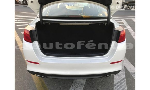 Acheter Import Voiture Kia Optima Blanc à Import - Dubai, Marquesas Acheter Import Voiture Kia Optima Blanc à Import - Dubai, Marquesas