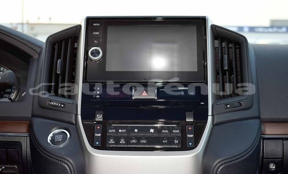 Acheter Import Voiture Toyota Land Cruiser Blanc à Import - Dubai, Marquesas Acheter Import Voiture Toyota Land Cruiser Blanc à Import - Dubai, Marquesas
