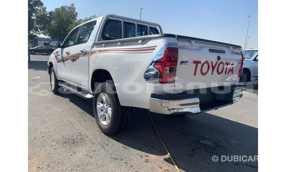Buy Import Toyota Hilux White Car in Import - Dubai in Marquesas Buy Import Toyota Hilux White Car in Import - Dubai in Marquesas