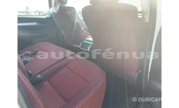 Buy Import Toyota Hilux White Car in Import - Dubai in Marquesas Buy Import Toyota Hilux White Car in Import - Dubai in Marquesas