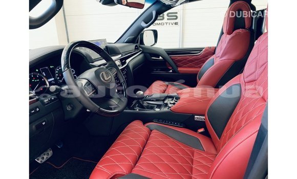 Acheter Import Voiture Lexus LX Noir à Import - Dubai, Marquesas Acheter Import Voiture Lexus LX Noir à Import - Dubai, Marquesas