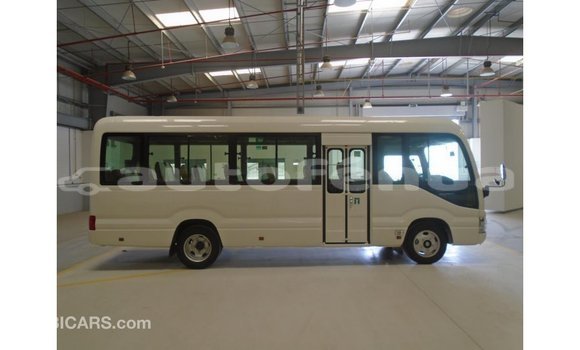 Acheter Import Voiture Abarth 595 Blanc à Import - Dubai, Marquesas Acheter Import Voiture Abarth 595 Blanc à Import - Dubai, Marquesas