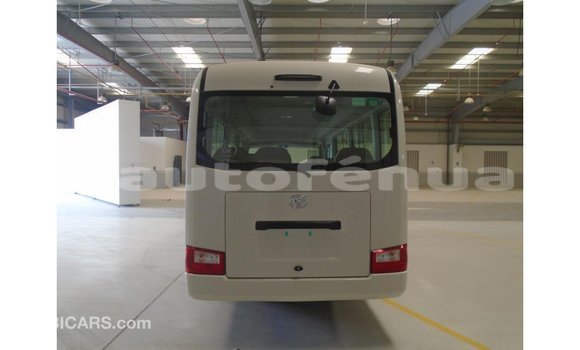 Acheter Import Voiture Abarth 595 Blanc à Import - Dubai, Marquesas Acheter Import Voiture Abarth 595 Blanc à Import - Dubai, Marquesas