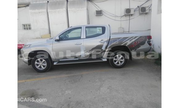 Buy Import Mitsubishi L200 Other Car in Import - Dubai in Marquesas Buy Import Mitsubishi L200 Other Car in Import - Dubai in Marquesas