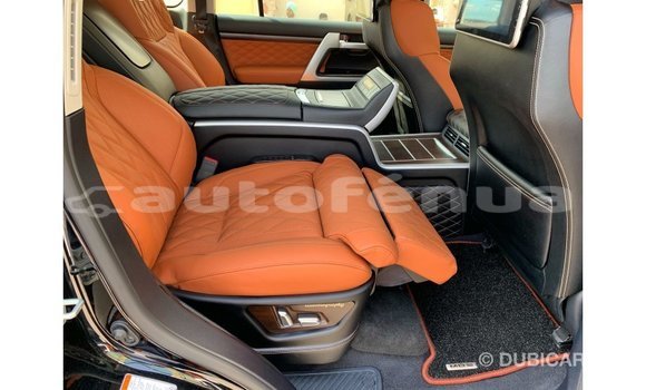 Acheter Import Voiture Toyota Land Cruiser Noir à Import - Dubai, Marquesas Acheter Import Voiture Toyota Land Cruiser Noir à Import - Dubai, Marquesas