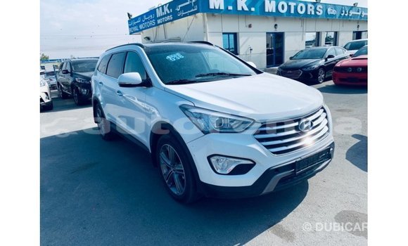 Acheter Import Voiture Hyundai Santa Fe Blanc à Import - Dubai, Marquesas Acheter Import Voiture Hyundai Santa Fe Blanc à Import - Dubai, Marquesas