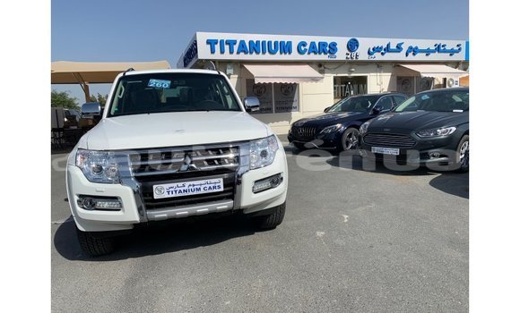 Buy Import Mitsubishi Pajero White Car in Import - Dubai in Marquesas Buy Import Mitsubishi Pajero White Car in Import - Dubai in Marquesas