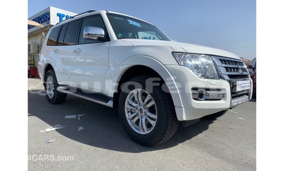 Buy Import Mitsubishi Pajero White Car in Import - Dubai in Marquesas Buy Import Mitsubishi Pajero White Car in Import - Dubai in Marquesas