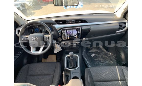 Buy Import Toyota Hilux White Car in Import - Dubai in Marquesas Buy Import Toyota Hilux White Car in Import - Dubai in Marquesas