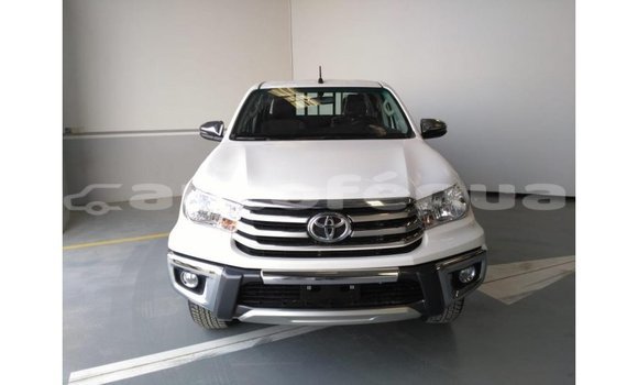 Acheter Import Voiture Toyota Hilux Blanc à Import - Dubai, Marquesas Acheter Import Voiture Toyota Hilux Blanc à Import - Dubai, Marquesas