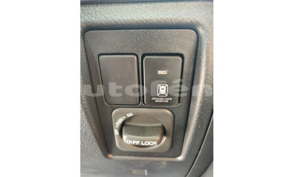 Acheter Import Voiture Toyota Land Cruiser Blanc à Import - Dubai, Marquesas Acheter Import Voiture Toyota Land Cruiser Blanc à Import - Dubai, Marquesas