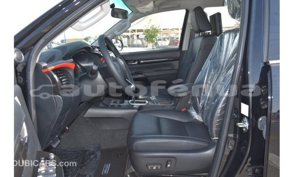 Buy Import Toyota Hilux Black Car in Import - Dubai in Marquesas Buy Import Toyota Hilux Black Car in Import - Dubai in Marquesas
