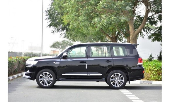 Buy Import Toyota Land Cruiser Black Car in Import - Dubai in Marquesas Buy Import Toyota Land Cruiser Black Car in Import - Dubai in Marquesas