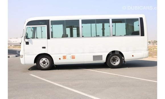 Buy Import Nissan 350Z White Car in Import - Dubai in Marquesas Buy Import Nissan 350Z White Car in Import - Dubai in Marquesas