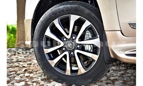 Buy Import Toyota Land Cruiser Other Car in Import - Dubai in Marquesas Buy Import Toyota Land Cruiser Other Car in Import - Dubai in Marquesas