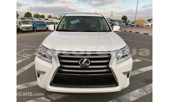 Acheter Import Voiture Lexus GX Blanc à Import - Dubai, Marquesas Acheter Import Voiture Lexus GX Blanc à Import - Dubai, Marquesas