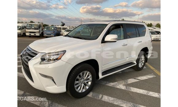 Acheter Import Voiture Lexus GX Blanc à Import - Dubai, Marquesas Acheter Import Voiture Lexus GX Blanc à Import - Dubai, Marquesas