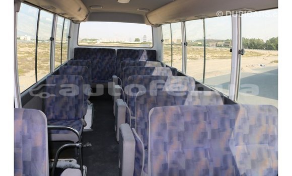 Buy Import Nissan 350Z White Car in Import - Dubai in Marquesas Buy Import Nissan 350Z White Car in Import - Dubai in Marquesas