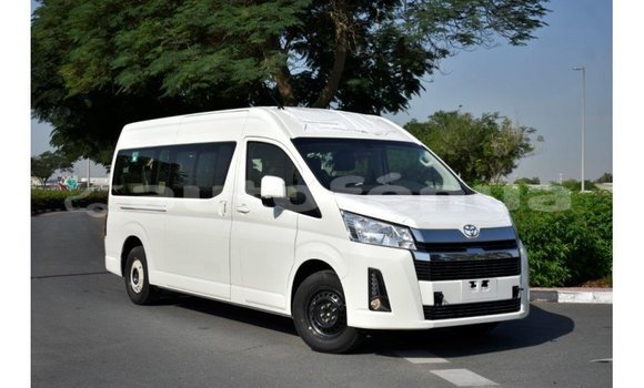 Buy Import Toyota Hiace White Car in Import - Dubai in Marquesas Buy Import Toyota Hiace White Car in Import - Dubai in Marquesas