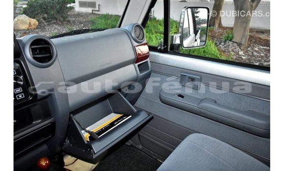Buy Import Toyota Land Cruiser Other Car in Import - Dubai in Marquesas Buy Import Toyota Land Cruiser Other Car in Import - Dubai in Marquesas