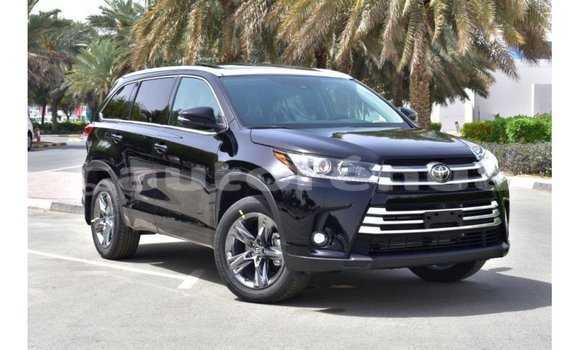 Medium with watermark toyota highlander marquesas import dubai 2251