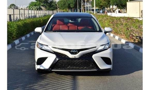 Buy Import Toyota Camry White Car in Import - Dubai in Marquesas Buy Import Toyota Camry White Car in Import - Dubai in Marquesas