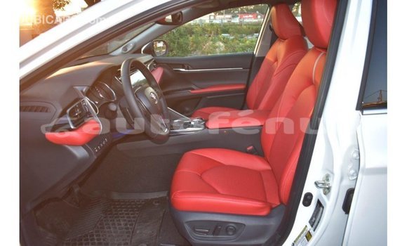 Buy Import Toyota Camry White Car in Import - Dubai in Marquesas Buy Import Toyota Camry White Car in Import - Dubai in Marquesas