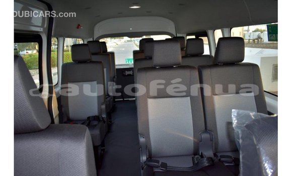 Buy Import Toyota Hiace White Car in Import - Dubai in Marquesas Buy Import Toyota Hiace White Car in Import - Dubai in Marquesas