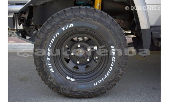Buy Import Toyota Land Cruiser Other Car in Import - Dubai in Marquesas Buy Import Toyota Land Cruiser Other Car in Import - Dubai in Marquesas