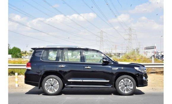 Buy Import Toyota Land Cruiser Black Car in Import - Dubai in Marquesas Buy Import Toyota Land Cruiser Black Car in Import - Dubai in Marquesas