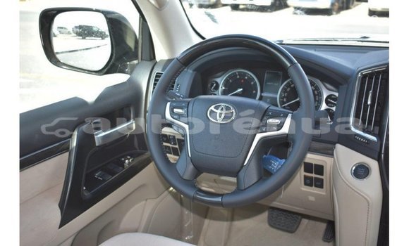 Buy Import Toyota Land Cruiser Black Car in Import - Dubai in Marquesas Buy Import Toyota Land Cruiser Black Car in Import - Dubai in Marquesas