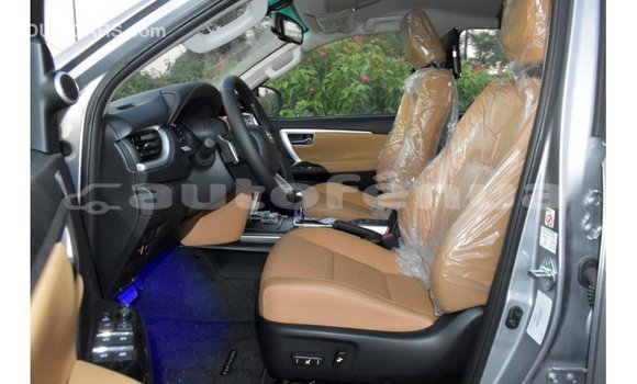 Buy Import Toyota Fortuner Other Car in Import - Dubai in Marquesas Buy Import Toyota Fortuner Other Car in Import - Dubai in Marquesas