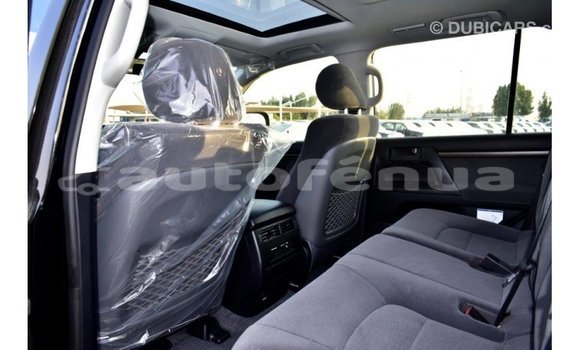 Buy Import Toyota Land Cruiser Black Car in Import - Dubai in Marquesas Buy Import Toyota Land Cruiser Black Car in Import - Dubai in Marquesas