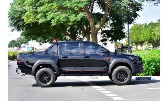 Buy Import Toyota Hilux Black Car in Import - Dubai in Marquesas Buy Import Toyota Hilux Black Car in Import - Dubai in Marquesas