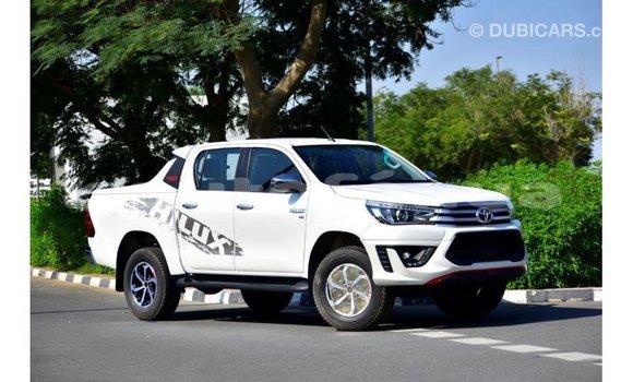 Buy Import Toyota Hilux White Car in Import - Dubai in Marquesas Buy Import Toyota Hilux White Car in Import - Dubai in Marquesas
