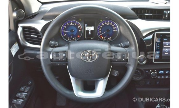 Buy Import Toyota Hilux White Car in Import - Dubai in Marquesas Buy Import Toyota Hilux White Car in Import - Dubai in Marquesas