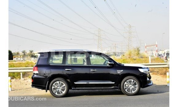 Buy Import Toyota Land Cruiser Black Car in Import - Dubai in Marquesas Buy Import Toyota Land Cruiser Black Car in Import - Dubai in Marquesas