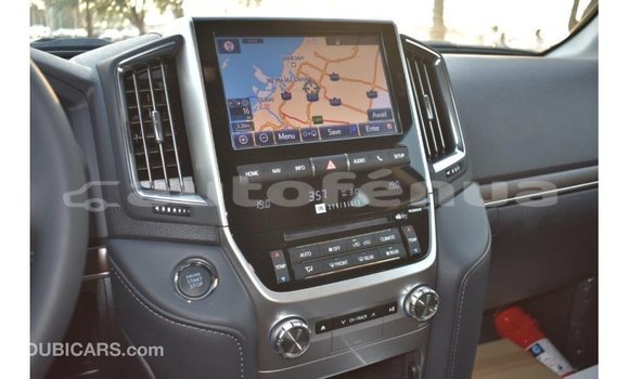 Buy Import Toyota Land Cruiser Black Car in Import - Dubai in Marquesas Buy Import Toyota Land Cruiser Black Car in Import - Dubai in Marquesas