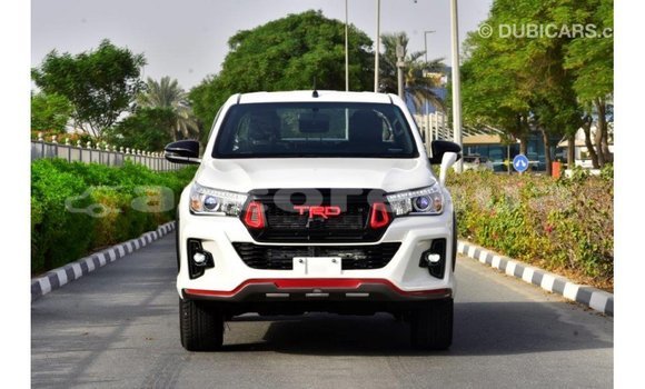Buy Import Toyota Hilux White Car in Import - Dubai in Marquesas Buy Import Toyota Hilux White Car in Import - Dubai in Marquesas
