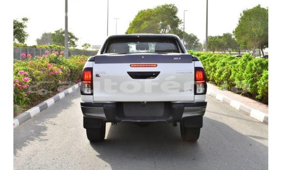 Buy Import Toyota Hilux White Car in Import - Dubai in Marquesas Buy Import Toyota Hilux White Car in Import - Dubai in Marquesas
