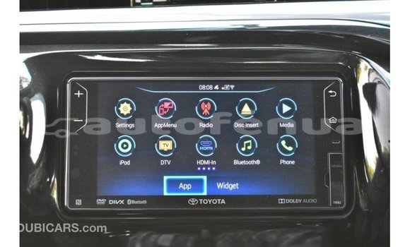 Buy Import Toyota Hilux White Car in Import - Dubai in Marquesas Buy Import Toyota Hilux White Car in Import - Dubai in Marquesas