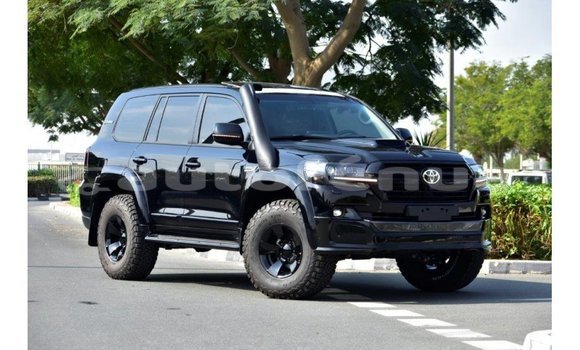 Buy Import Toyota Land Cruiser Black Car in Import - Dubai in Marquesas Buy Import Toyota Land Cruiser Black Car in Import - Dubai in Marquesas