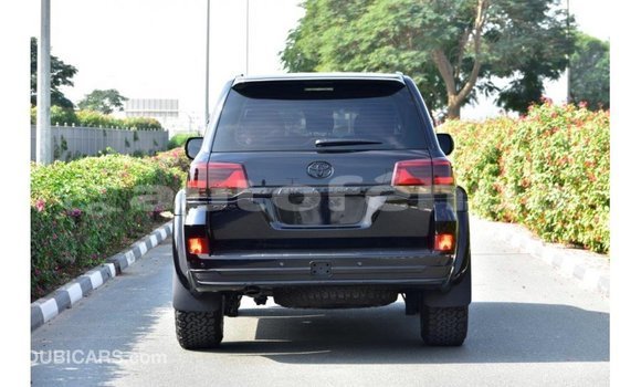 Buy Import Toyota Land Cruiser Black Car in Import - Dubai in Marquesas Buy Import Toyota Land Cruiser Black Car in Import - Dubai in Marquesas