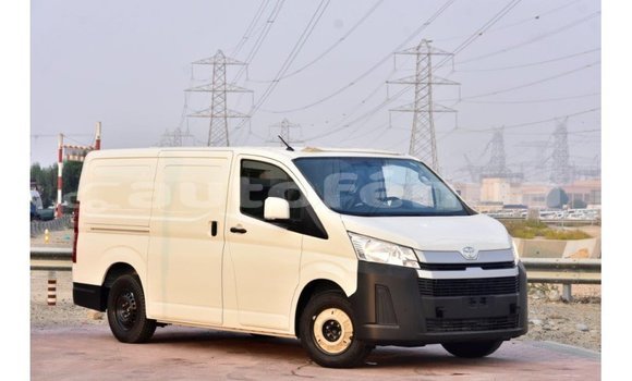 Buy Import Toyota Hiace White Car in Import - Dubai in Marquesas Buy Import Toyota Hiace White Car in Import - Dubai in Marquesas