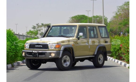 Buy Import Toyota Land Cruiser Beige Car in Import - Dubai in Marquesas Buy Import Toyota Land Cruiser Beige Car in Import - Dubai in Marquesas