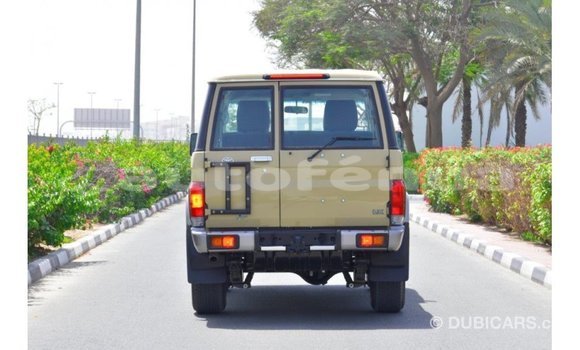 Buy Import Toyota Land Cruiser Beige Car in Import - Dubai in Marquesas Buy Import Toyota Land Cruiser Beige Car in Import - Dubai in Marquesas